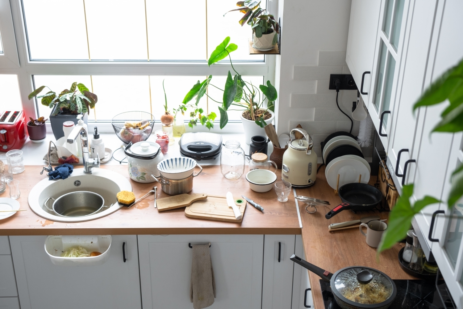 How to Declutter a Kitchen | Holland Kitchens & Baths